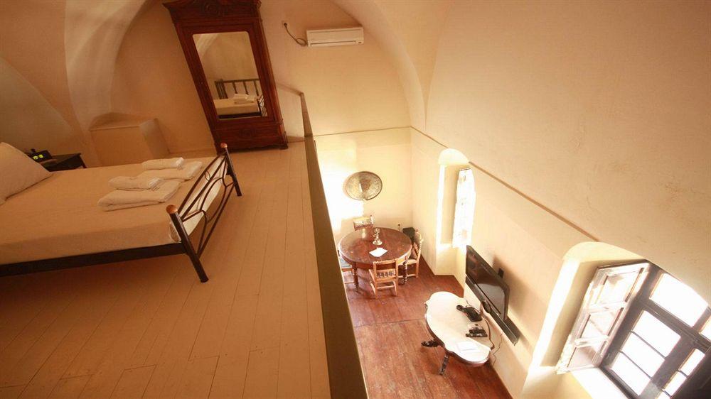 Lava Suites&Lounge Fira  Extérieur photo